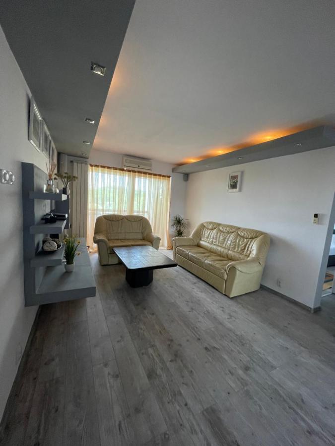 Lovely 3 Bedrooms Apartament ออราแด ภายนอก รูปภาพ